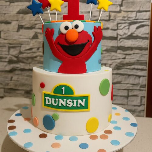 Red Puppet Themed Cake