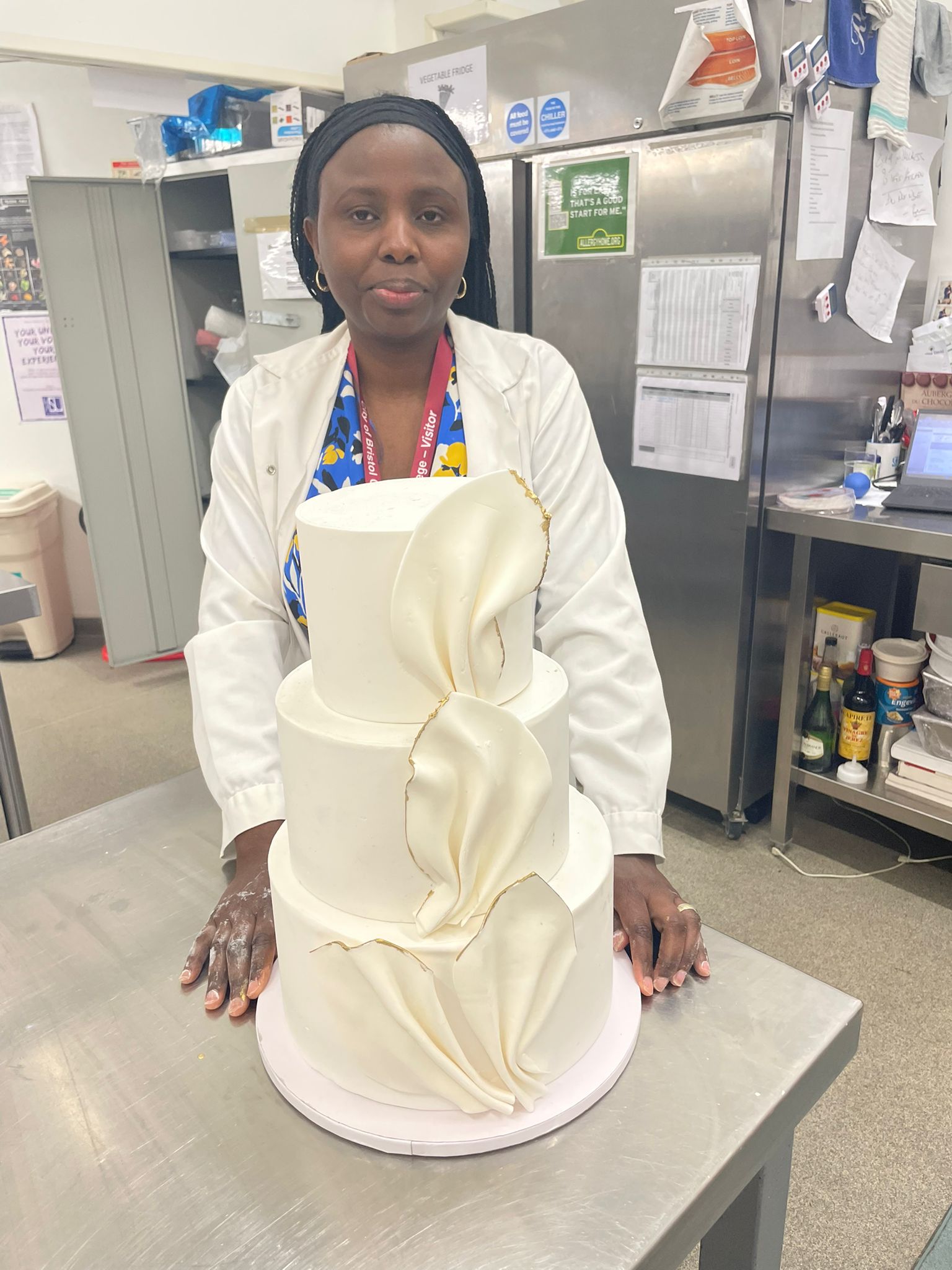 Cake decoration workshop at City of Bristol College